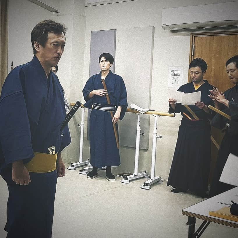 のインスタグラム：「新撰組外伝『 #誠の挽歌 』 時代劇の芝居なので、稽古場もこんな感じです。 渋谷伝承ホールにて 12/13 (水) ～ 12/17 (日)」
