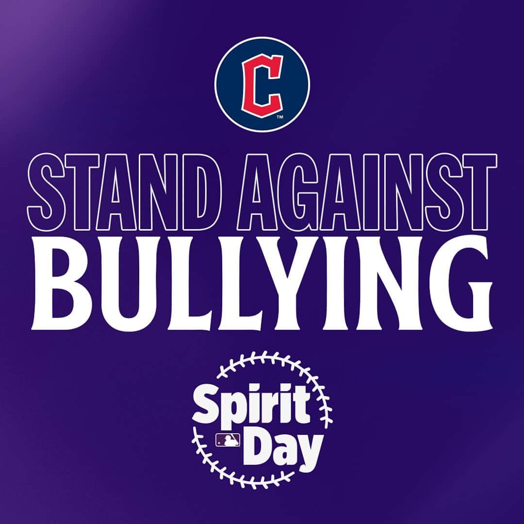 クリーブランド・インディアンスのインスタグラム：「As we do every October, we are wearing purple today to stand together against the bullying of LGBTQ youth 💜」
