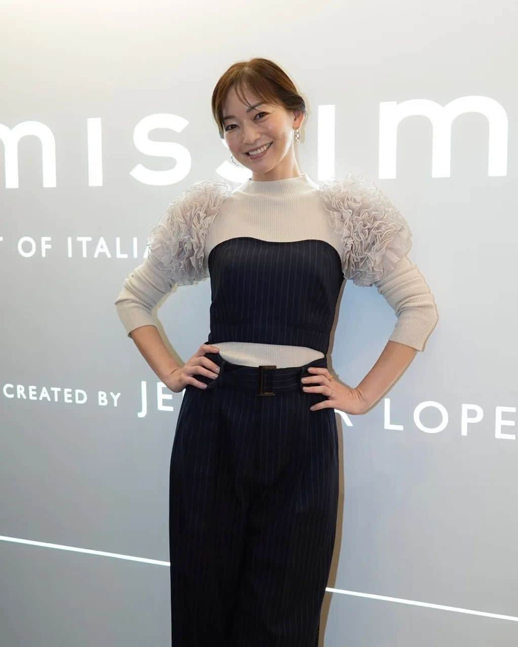 佐藤純のインスタグラム：「今夜は、Intimissimi NEW コレクションローンチイベントへ👙  @intimissimiofficial   ジェイローとのコラボアイテムが初御披露目👏  @jlo  どれもこれも素敵でした✨  最後の写真は、数年前にインティミッシミの下着で撮影したときの📷️  普段は見えないけど、可愛い下着って気分をあげてくれる大事なアイテムだよね💕  インティミッシミ渋谷の2階のカフェもめっちゃ可愛いの☕  #PR #lntimissimi #インティミッシミ #jloxintimissimi #ThislsMeNow #ランジェリー #下着 #ママ #ママモデル #モデル #mama #mamamodel #model」