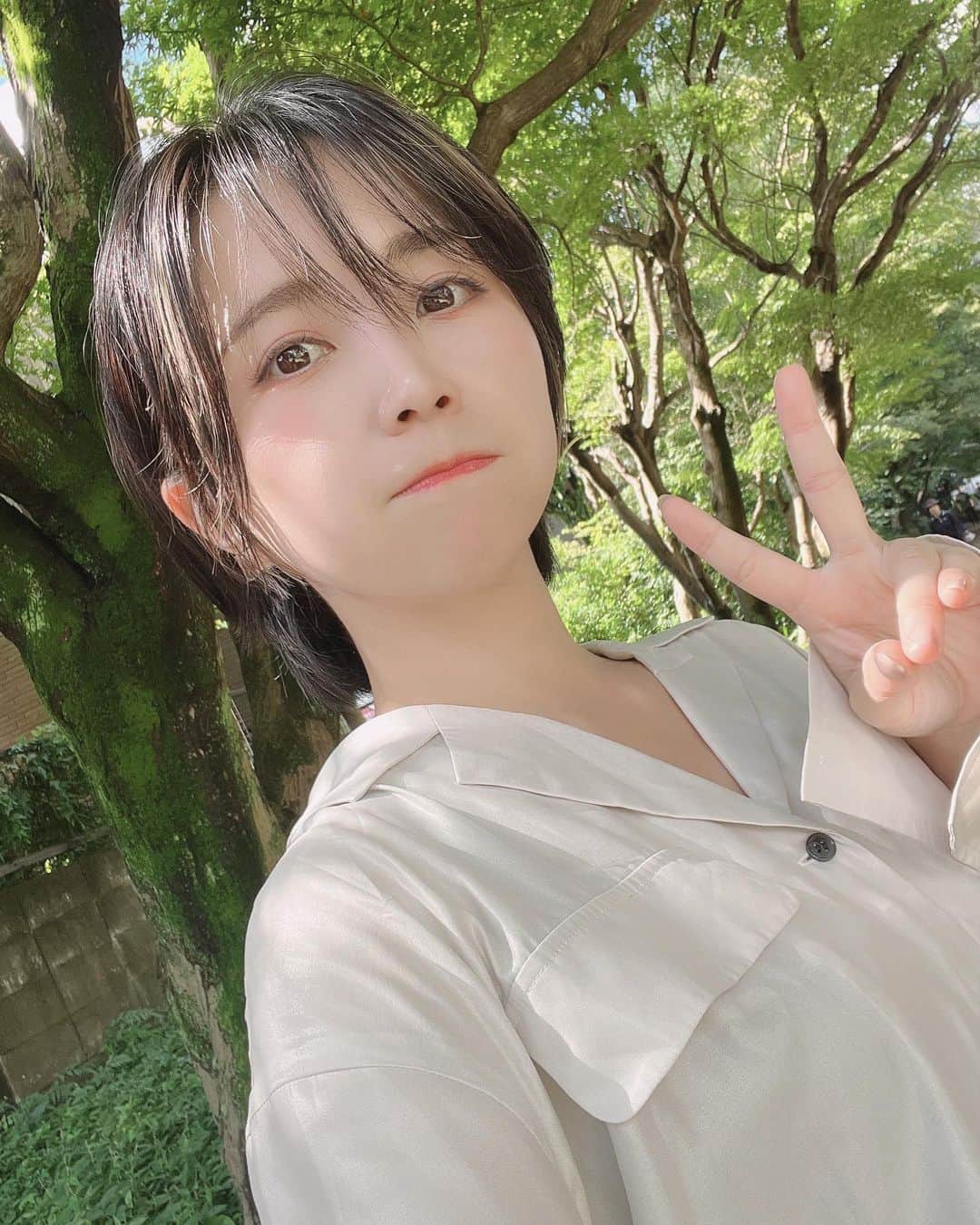 野水伊織のインスタグラム：「すっかりInstagramの更新してなかったけど 昨日はお誕生日のお祝いをこちらにも、Twitter（X）にもたくさんいただきまして ありがとうございました！  この歳もなんとか楽しく生きていきたいねぇぇぇ。  頑張っていきます！  #誕生日ありがとう #happybirthday #お誕生日でした」