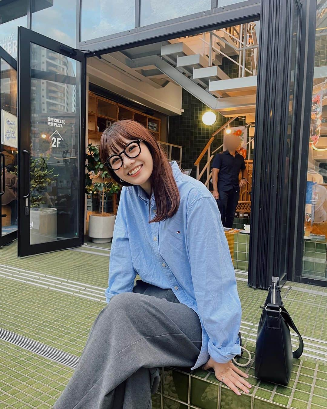 MOMOKAさんのインスタグラム写真 - (MOMOKAInstagram)「👓👓👓  かわいいカフェ☕️ カフェラテのミルクが美味しいカフェが好き🍼」10月19日 23時07分 - momoka_jewel