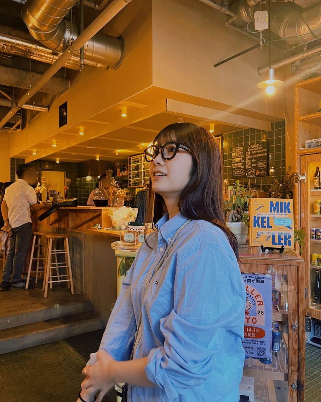 MOMOKAのインスタグラム：「👓👓👓  かわいいカフェ☕️ カフェラテのミルクが美味しいカフェが好き🍼」