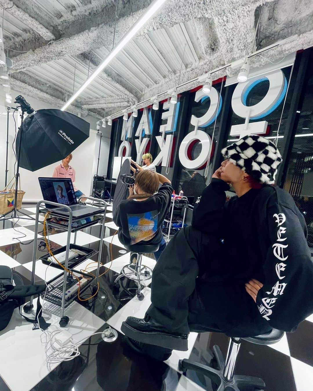 のインスタグラム：「撮影中💇‍♂️🏁 #OCEANTOKYO」