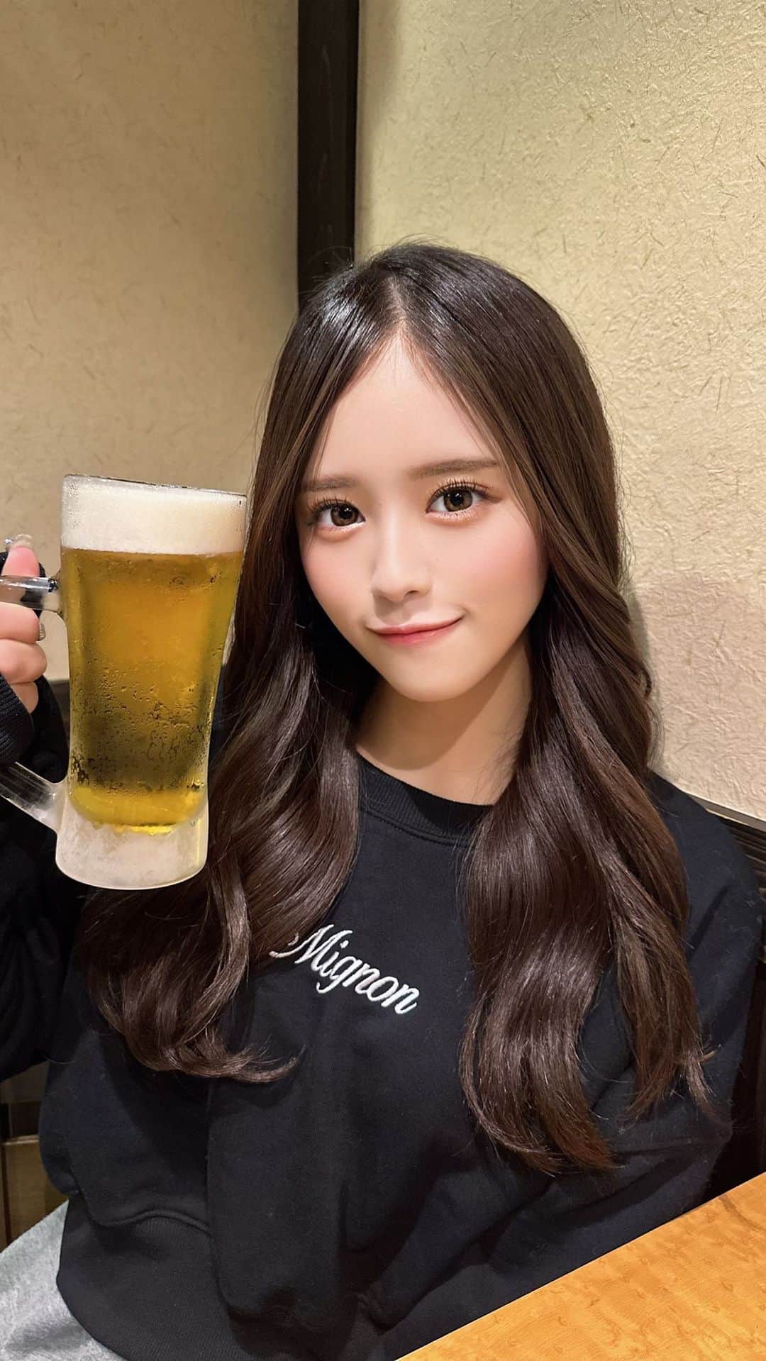 葉月沙耶のインスタグラム：「ビール好きなお姉さんに憧れたけどまだ飲めなかった…！👶🏻  #大阪#大阪#大阪#大阪#心斎橋#心斎橋#ビール#ビール#ビール#ビール#ビール」