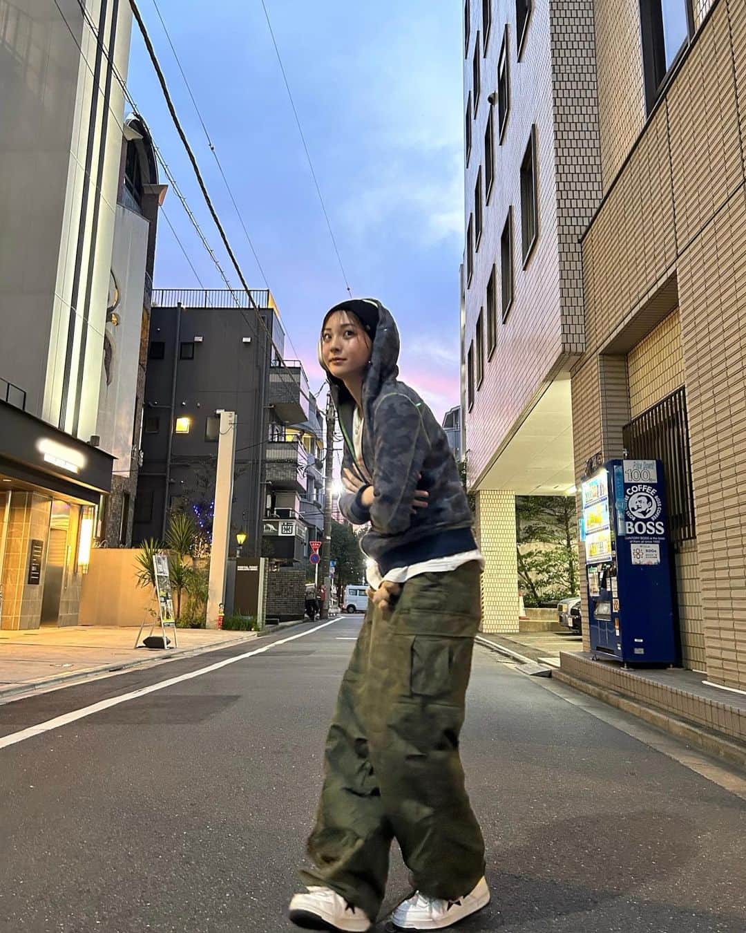 のインスタグラム：「ーーーーーーーーーーーーーーー  朝起きてから夜眠るまでずっと音楽🎧 たのしくてとても好きな時間。」