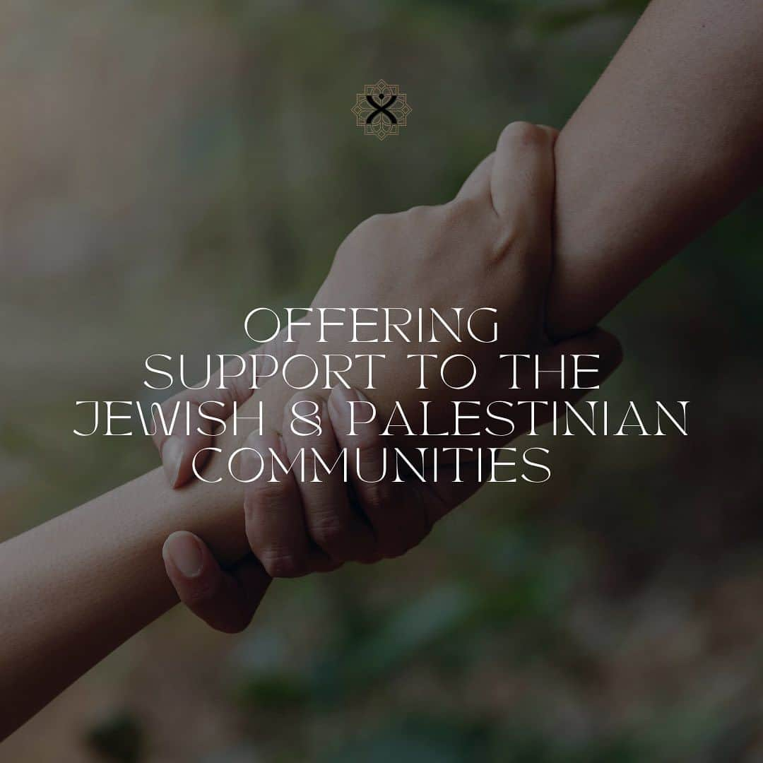 ディラン・モスコビッチのインスタグラム：「To my fellow Jewish and Palestinian community:  I’m opening 1-1 sessions for support as my offering to you, free of charge.   If you’re in need of being Heard + Held during this painful time, message me to book a call.   Peace in the world begins with Peace within.」