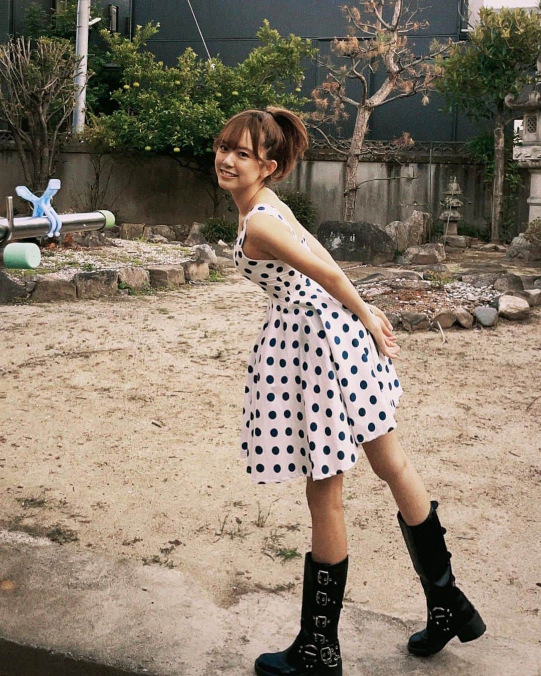 SAKATAMARINのインスタグラム：「おやすみなさーい🌙 季節の変わり目なので皆んなあったかくして寝てね？わかった⁇はーい！」