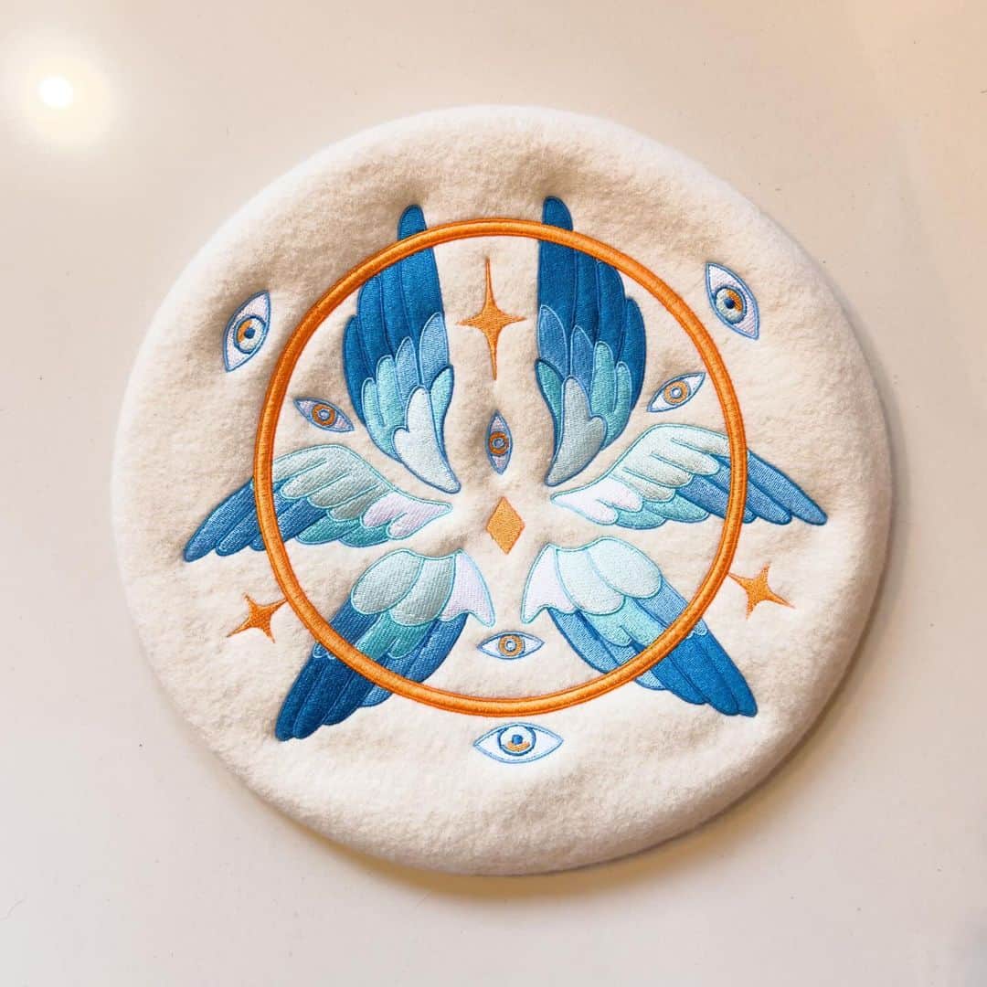 のインスタグラム：「Biblically correct angel beret 👁️👼👁️ preorder starts next month!」