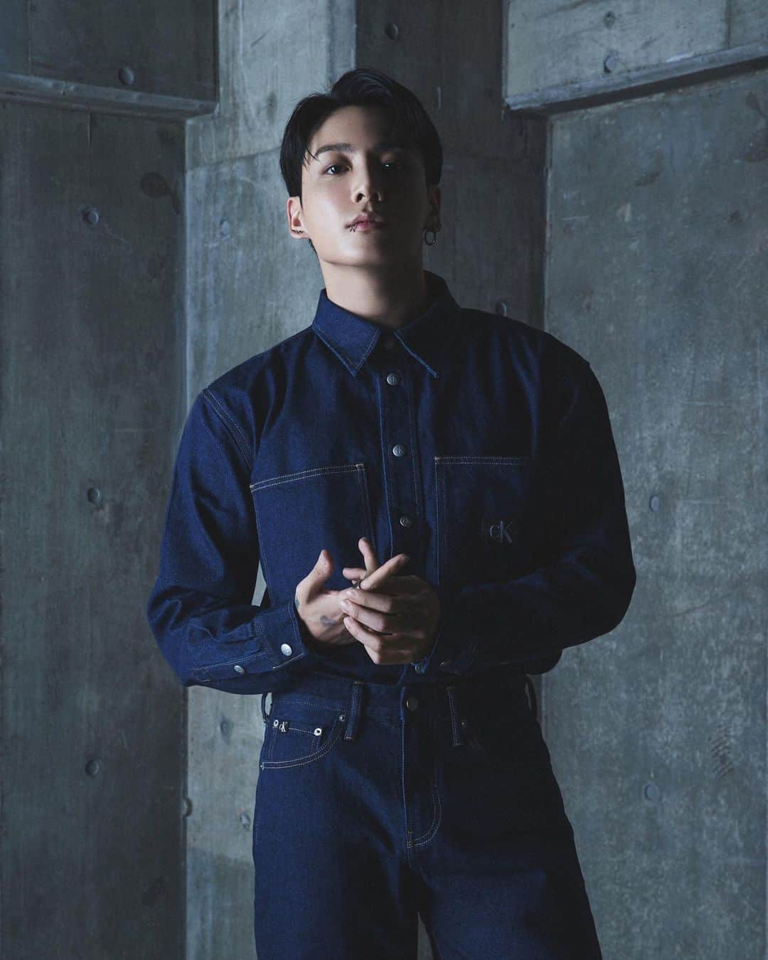 Calvin Kleinのインスタグラム：「The night calls for music, style, Jung Kook. The global superstar seen in Calvin Klein denim at our event in Tokyo.   By @zooyonggyun.」