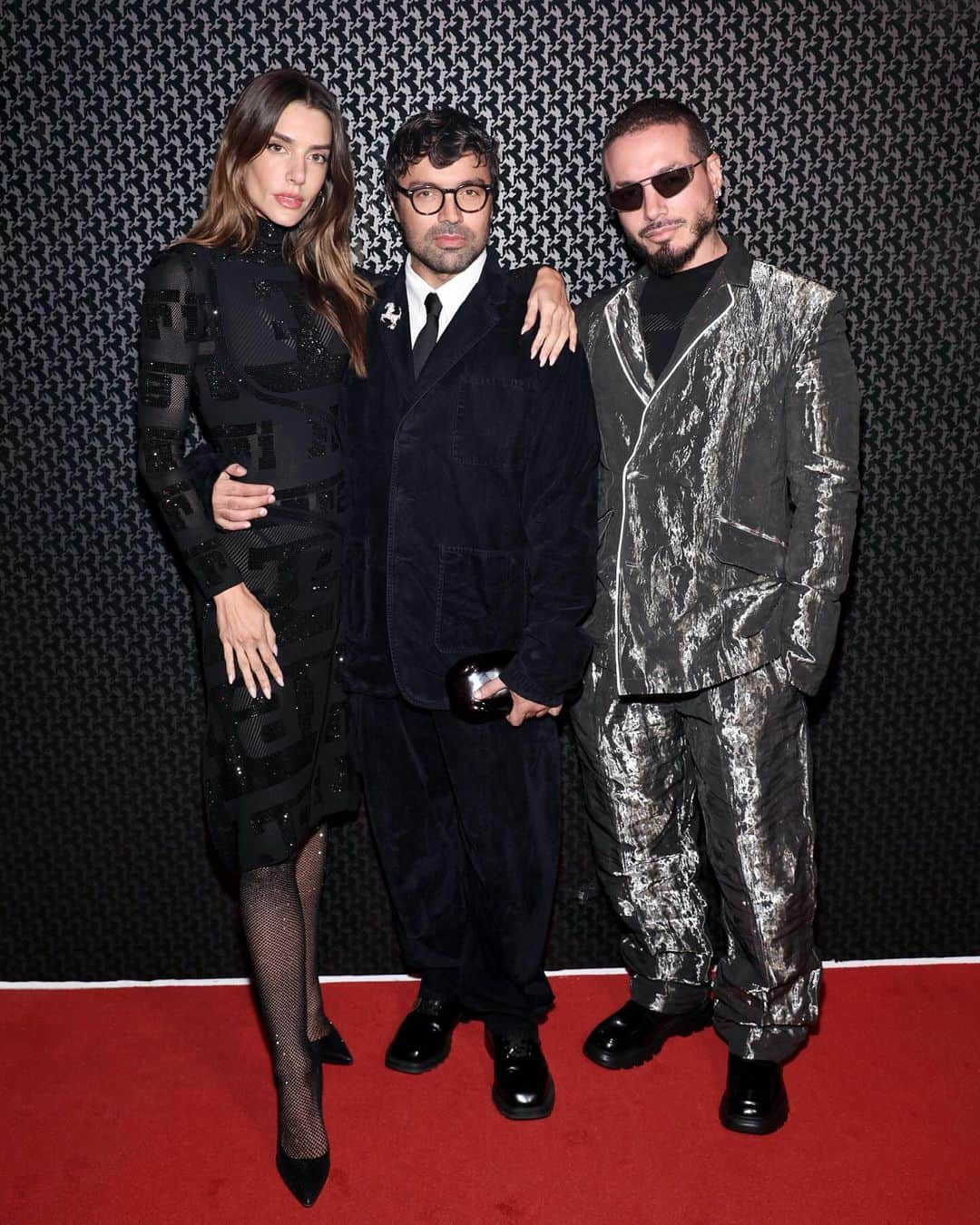 Ferrari USAさんのインスタグラム写真 - (Ferrari USAInstagram)「A night of dashing elegance and uniting passion. Creative Director @rocco.iannone, @jbalvin, @valentinaferrer, @taylor_hill, Adam Driver, @michaelmannofficial, @charles_leclerc and @carlossainz55 at the #Ferrari Gala in NYC.  #Ferrari #FerrariStyle」10月20日 1時09分 - ferrariusa