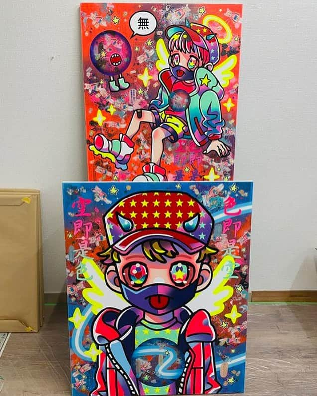 下田ひかりのインスタグラム：「わよ🤩💫  ✨✨✨  🎉 Opening November 18, 2023 ⏰ 7-11PM 🍷🍻🎶 @coreyhelfordgallery  💌 To request the collector’s preview for the show, please email sherri@coreyhelfordgallery.com  Questions for Living in the World🌎 ❓  I continue to create works with the theme of "how we live in this world, sorrow, loneliness, and salvation." This time, by juxtaposing the themes that I have created so far, I would like to create an exhibition that cross-cuts and expresses people living in the present age.  #hikarishimoda #art #portraiture #painting #japaneseart #japan」