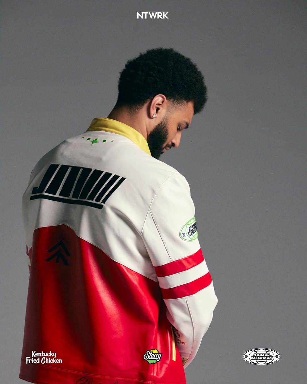 ケンタッキーフライドチキンさんのインスタグラム写真 - (ケンタッキーフライドチキンInstagram)「NEW COLLAB ALERT 📣 @kfc x @starrylemonlime are celebrating Jamal Murray’s amazing year with a custom leather jacket and pin set that will come in clutch for your ‘fit rotation. In honor of Murray’s #27, only 27 jackets have been made, along with 200 custom autographed enamel pin sets… and both of them can be yours.   Tune into the @NTWRK app for a special live episode on Thursday, 10/26 at 8pm ET/ 5pm PT to take your shot at scoring BIG! 🍗✨🏀」10月20日 3時23分 - kfc