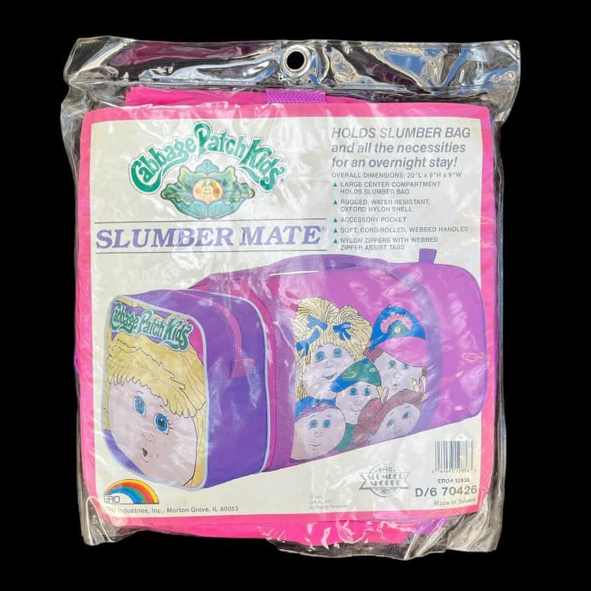 おもちゃやSPIRALのインスタグラム：「80's Cabbge Patch Kids Duffle Bag入荷しました！  大きさ　50×22.5×22.5cm  めちゃめちゃレアです✨」