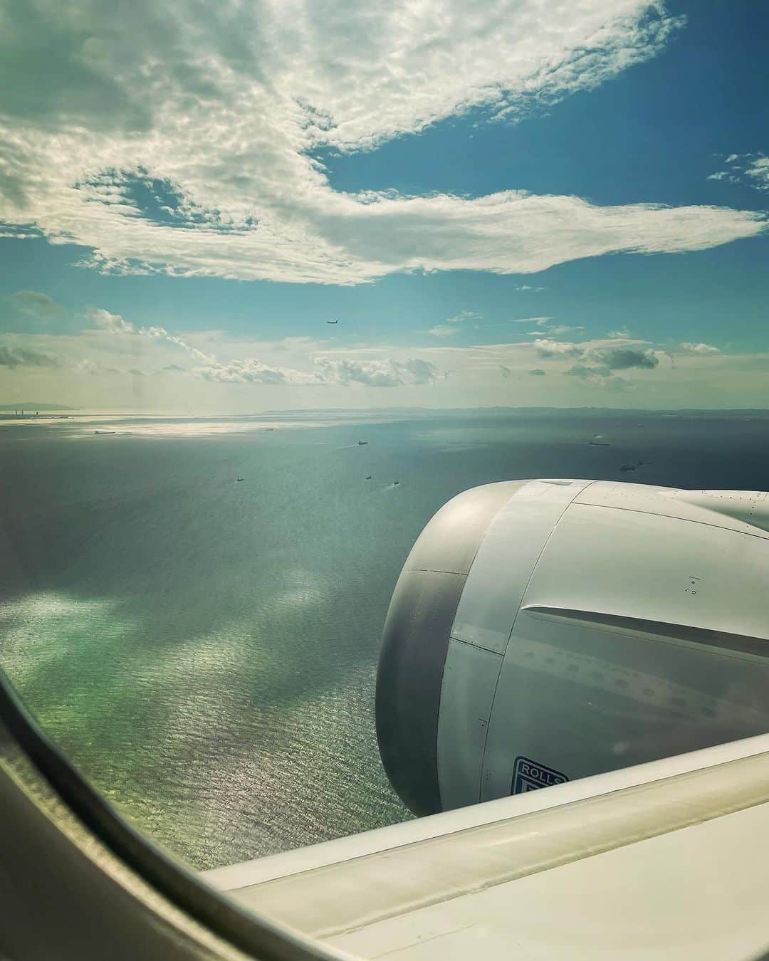 塩谷哲のインスタグラム：「長崎へ✈️」