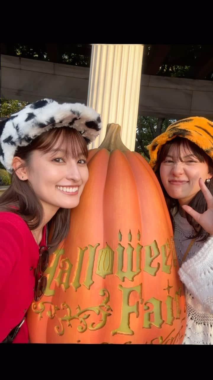 金井美樹 のインスタグラム：「お誕生日なにが欲しい？🥺 と聞いてくれた愛ちゃん。 ⁡ 愛ちゃんと一緒にディズニーに行きたい！！！ という私のわがままを叶えてくれました。 なんて優しいんだ🤦‍♀️ ⁡ 何をそんなに喋ることがあるんだってくらい休みなく喋りながら、食、食、歩、乗、歩、食、乗って感じ笑 ⁡ 本当に楽しくて、心の底から嬉しかった日。 ありがとうね愛ちゃん🤸‍♀️🤸‍♀️ ⁡ #ディズニーシー」