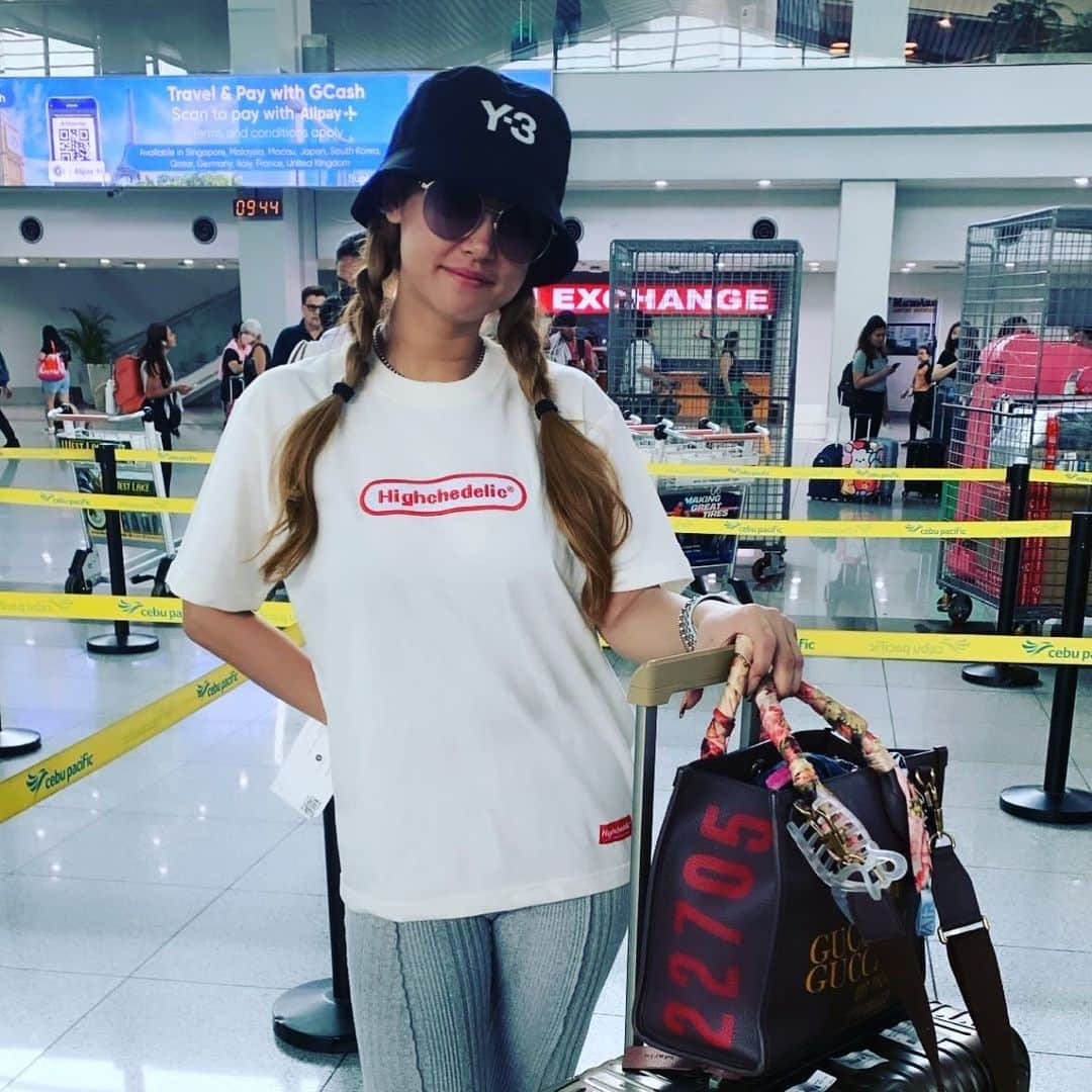 小澤マリアさんのインスタグラム写真 - (小澤マリアInstagram)「The Goddess @maria.ozawa0108 ‼️‼️  🇵🇭X🇯🇵 Nintendo 👾🛸✈️🍄  Goodtimes x hightimes   Get yours now!!!  Shopee.ph/hcdclifestyle  #highchedelic #highchedeliclifestyle #mariaozawa #japan #naia #philippines #manila #clothing #japanesemodel #goodtimes #hightimes #travel #quality #90ssupermodels」10月20日 13時59分 - maria.ozawa0108