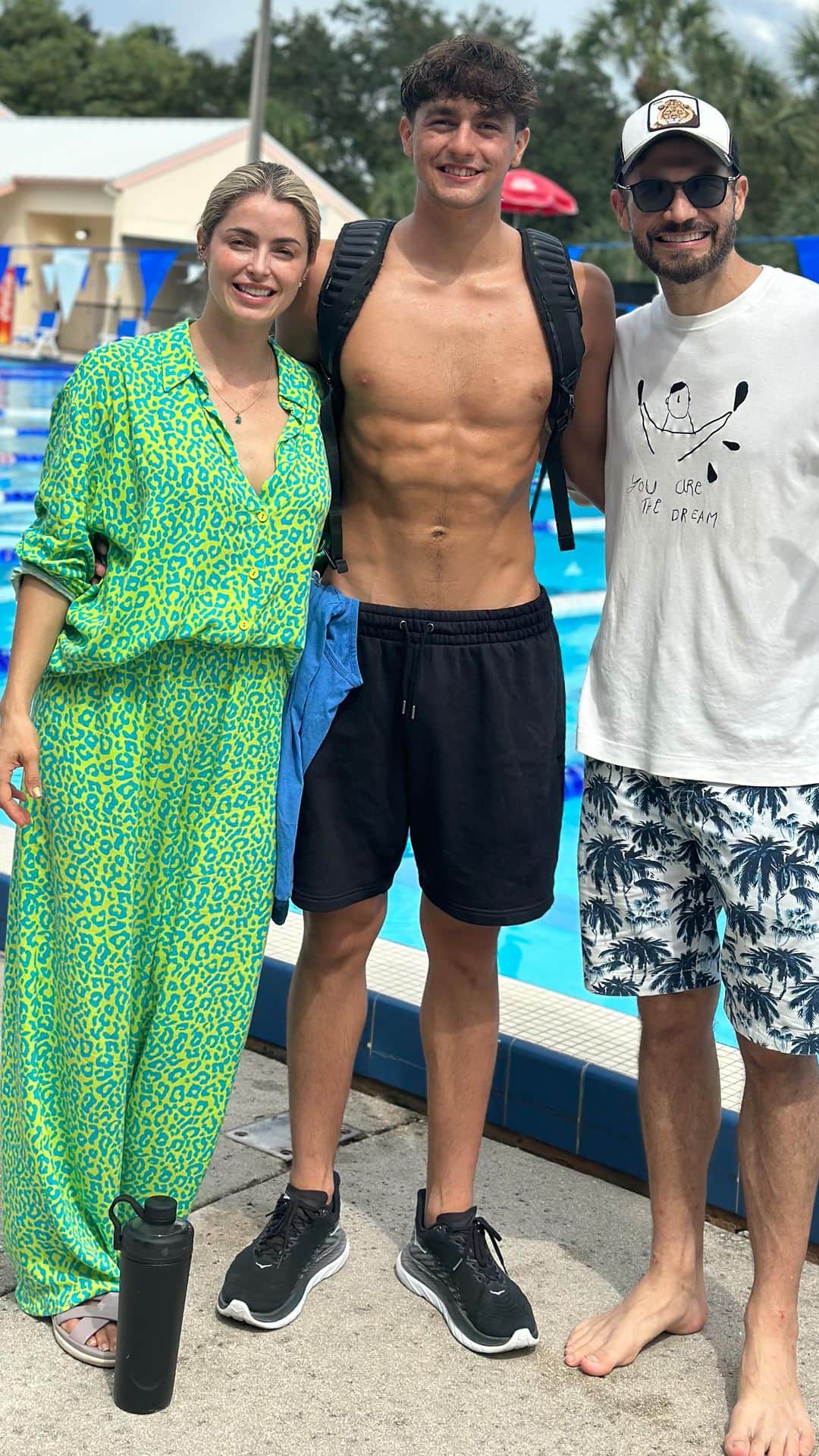 CRISSHURTADOのインスタグラム：「Tan solo hace dos meses @juanjonarvaezh se nos fue pero sentimos que han pasado años!! Definitivamente los hijos tengan la edad que tengan siempre van a ser nuestros niños! ❤️」
