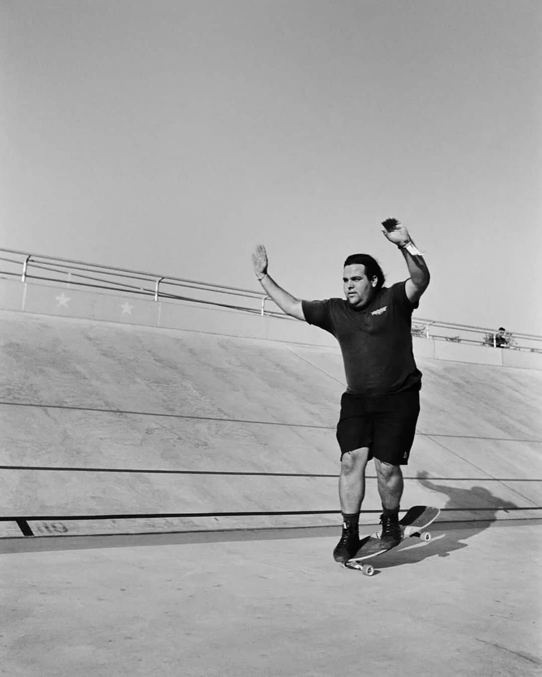 トニー・ホークのインスタグラム：「On Sunday we will celebrate the life of our dear friend, mentor and ubiquitous presence in the skate & music world: Otis “O” Barthoulameu. Many of his friends and influences have donated exclusive items with proceeds going to memorial costs and two of his favorite causes: @exposureskate & @rockcampforgirlssd. Link in bio. #otisforever」