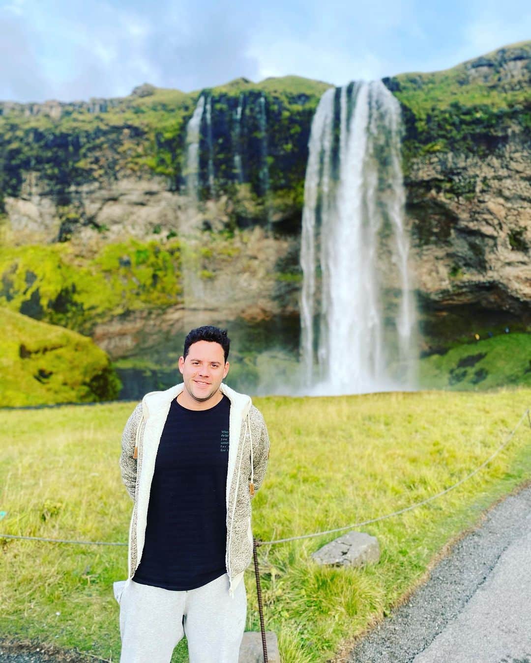 チアゴ・ペレイラさんのインスタグラム写真 - (チアゴ・ペレイラInstagram)「Já que hoje é #tbt Reviver essa viagem espetacular, nesse destino deslumbrante que é a Islândia. Com aventura! #islandia #iceland」10月20日 8時38分 - thiagopereira