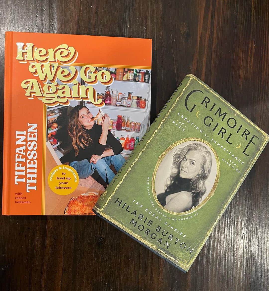 ティム・ディケイのインスタグラム：「These two beautiful and insightful women have, again, written two beautiful and insightful books. I love them dearly. I’m so proud of their work. Go buy the books. Go find the magic of leftovers and the magic inside you as you travel through the pages!」