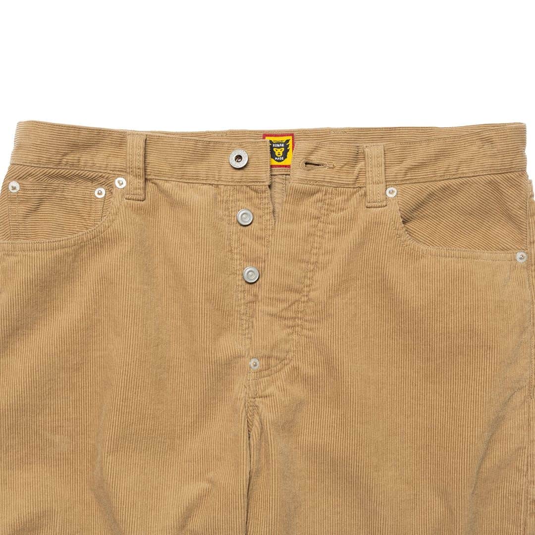 HUMAN MADEさんのインスタグラム写真 - (HUMAN MADEInstagram)「"CORDUROY WORK PANTS" is available at 21st October 11:00am (JST) at Human Made stores mentioned below.  10月21日AM11時より、"CORDUROY WORK PANTS” が HUMAN MADE のオンラインストア並びに下記の直営店舗にて発売となります。  [取り扱い直営店舗 - Available at these Human Made stores] ■ HUMAN MADE ONLINE STORE ■ HUMAN MADE OFFLINE STORE ■ HUMAN MADE HARAJUKU ■ HUMAN MADE SHIBUYA PARCO ■ HUMAN MADE 1928 ■ HUMAN MADE SHINSAIBASHI PARCO ■ HUMAN MADE SAPPORO  *在庫状況は各店舗までお問い合わせください。 *Please contact each store for stock status.  秋冬に活躍する、コーデュロイのワークパンツ。同素材の「DACHS CORDUROY WORK JACKET」とセットアップも可能です。  Corduroy work pants designed for fall and winter. They can also be worn as a set up with the Dachs Corduroy Work Jacket in the same material.」10月20日 11時22分 - humanmade
