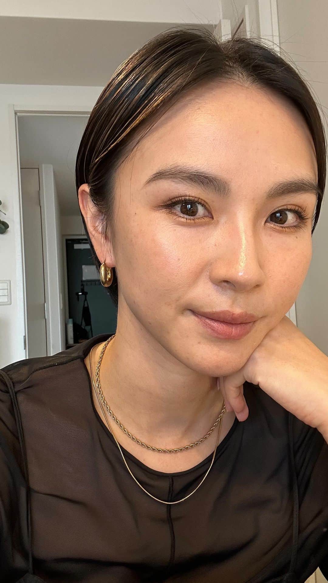 赤松悠実のインスタグラム：「メイクLIVE💄🩷」