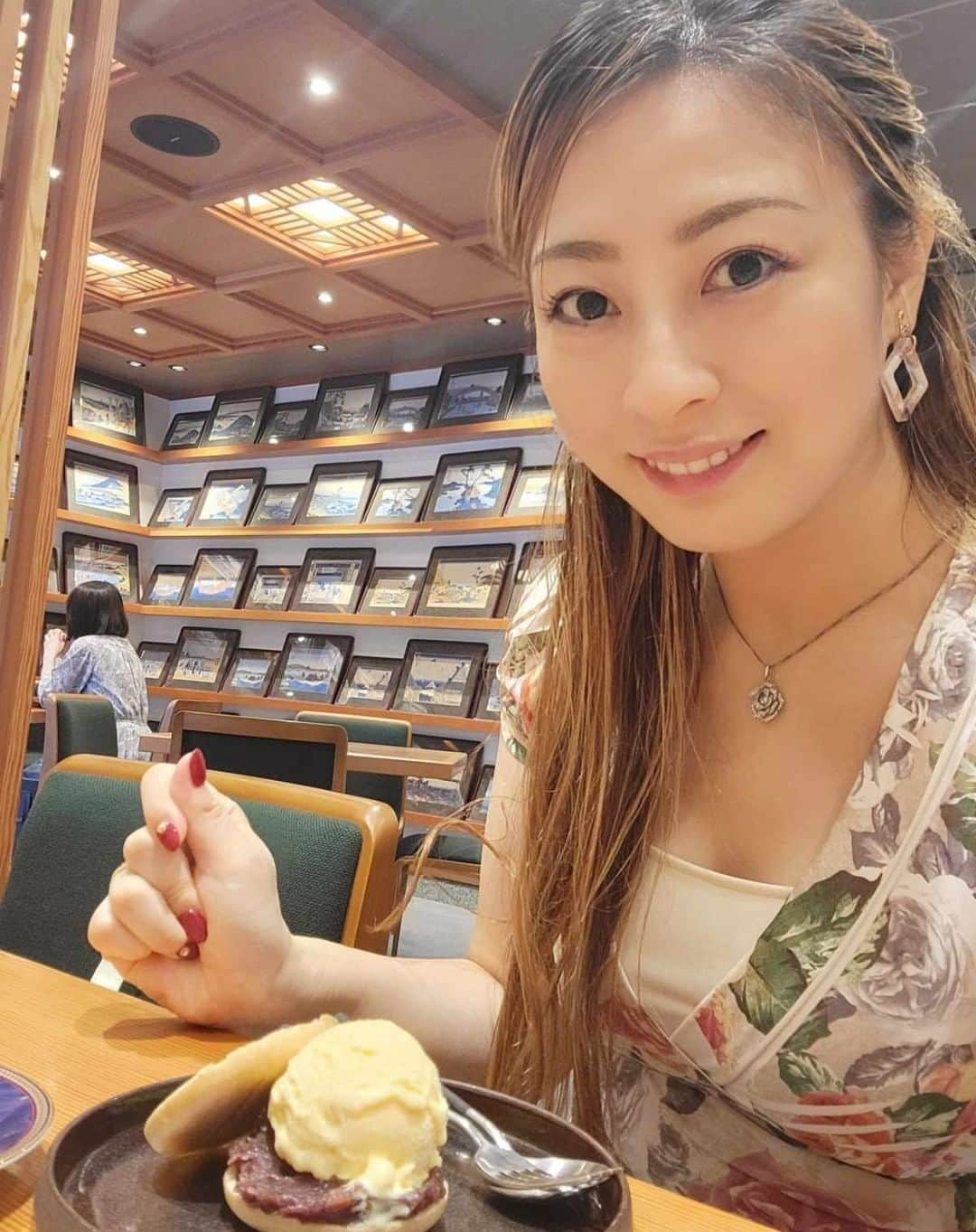 小野友葵子のインスタグラム