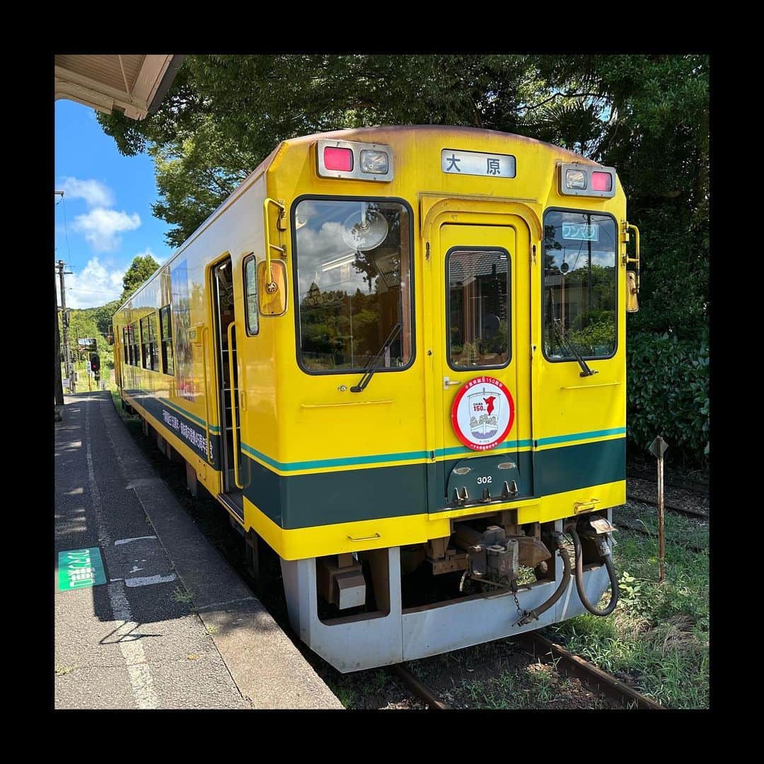 伊藤壮吾のインスタグラム：「鉄道ダイヤ情報12月号は本日発売です！ チェックよろしくお願いします！」