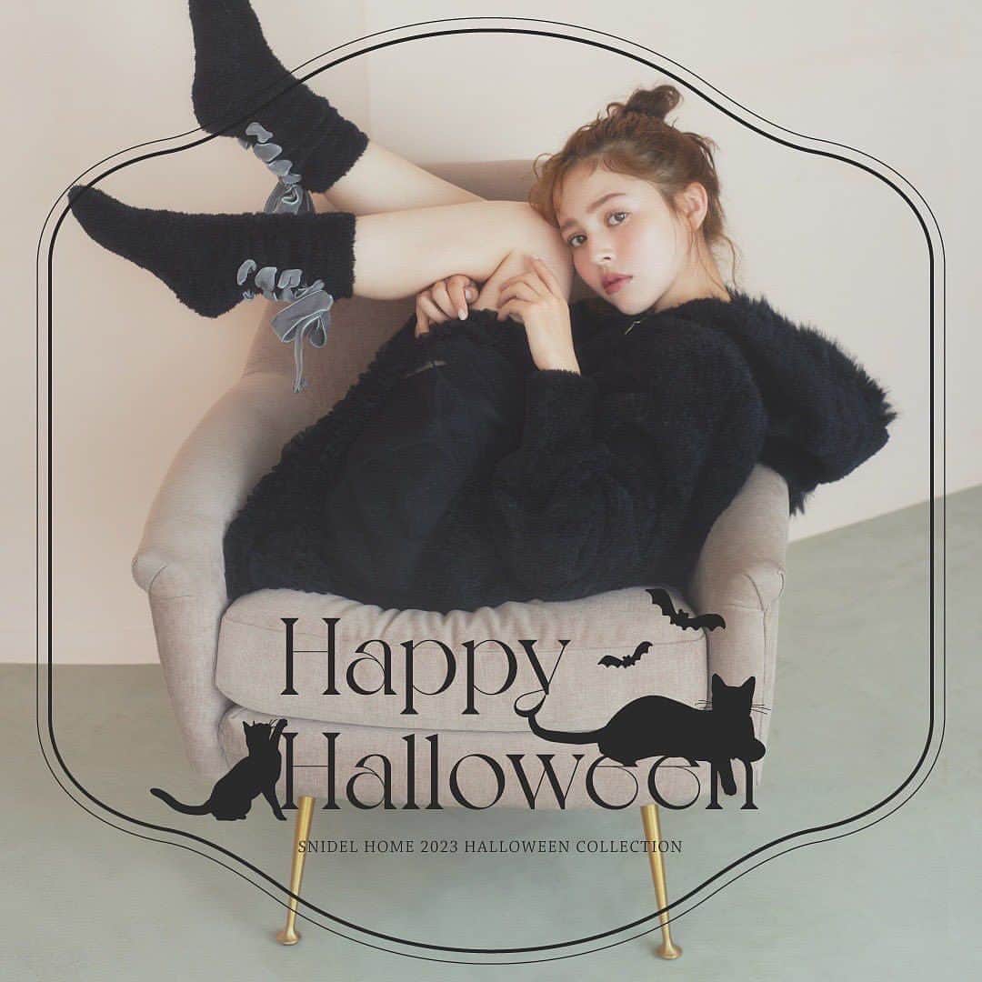 snidelのインスタグラム：「SNIDEL HOME Halloween Collection🐈‍⬛🤍🖤 NOW in-store!  Available at: SNIDEL LCX SNIDEL MIRA PLACE SNIDEL HYSAN PLACE SNIDEL K11 ART MALL USAGI ONLINE HK  #SNIDELHOME #BEAUTYHOMEDRESS #halloween #roomwear #cat #catlovers @snidel_home_official」