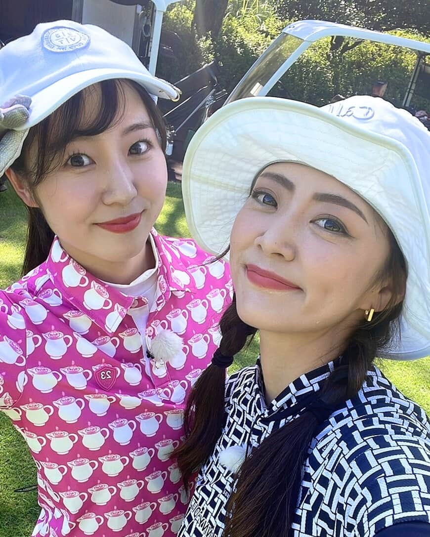 愛媛朝日テレビ アナウンサーさんのインスタグラム写真 - (愛媛朝日テレビ アナウンサーInstagram)「🌟あす放送🌟 第3回企業対抗チャリティゴルフコンペ 松山シーサイドカントリークラブを舞台に開催された企業対抗チャリティゴルフコンペ⛳160人のアマチュアゴルファーが参加し、好プレー・珍プレーを繰り広げました！  あの涙から1年…番組を担当して3年目・すっかりゴルフに夢中な川上アナとモノマネタレントみかんさんのあのコーナーが再び!!🔥 今回初登場🔰川﨑アナの参加者の素顔に迫るコーナーも！  10月21日（土）お昼12時!! お楽しみに～！  #愛媛朝日テレビ #eat #愛媛  #ものまね #みかん #川上夏子 #川﨑秀斗 #アナウンサー #企業対抗チャリティゴルフコンペ  #ゴルフ #松山シーサイドカントリークラブ」10月20日 12時00分 - eat_5ch