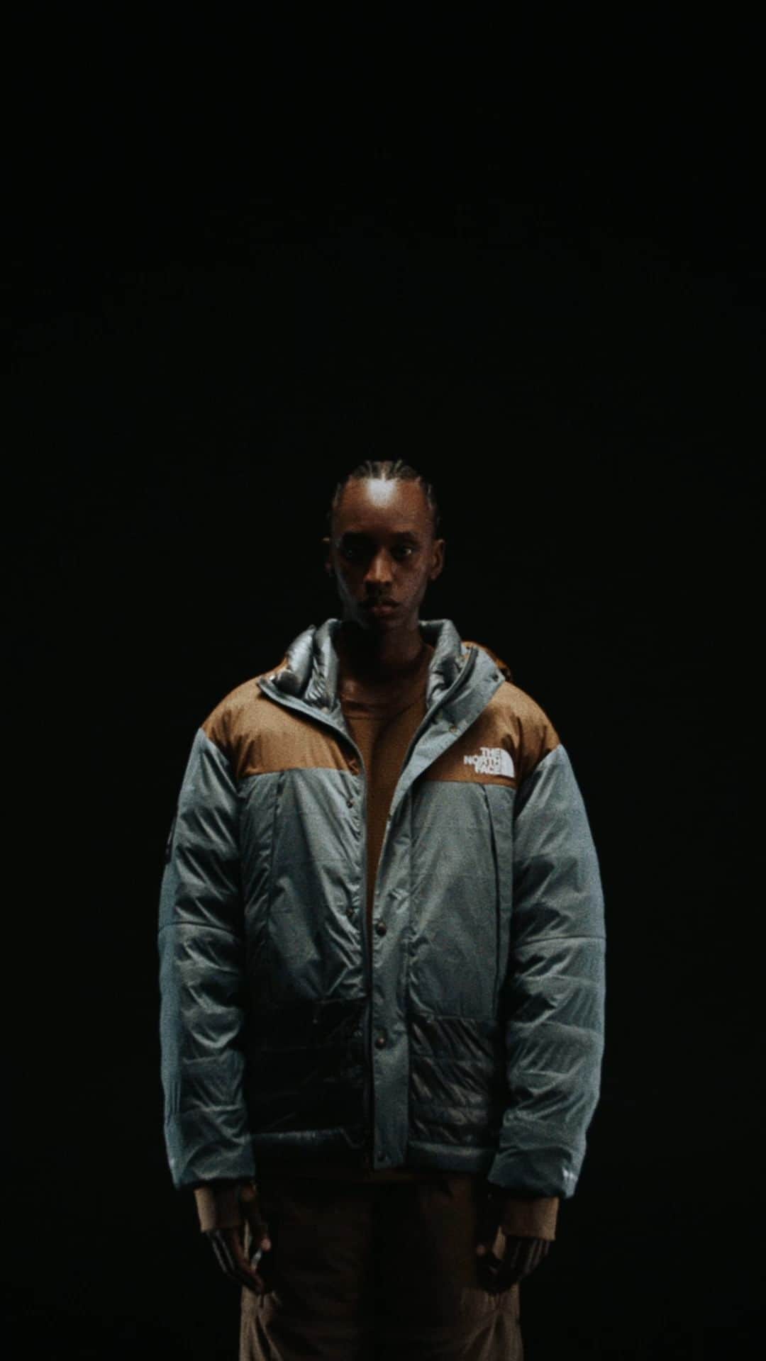THE NORTH FACE JAPANのインスタグラム：「SOUKUU - THE NORTH FACE X UNDERCOVER THE NORTH FACE は、デザイナー・高橋盾氏が独自の視点でストリートファションやアート、音楽などのサブカルチャーを融合するUNDERCOVERと、新たなコラボレーションプロジェクト「SOUKUU (創空／ソウクウ)」を発表致します。 ファーストシーズンとなる今季のコレクションでは、定番のNUPTSE JACKETなどは勿論のこと、THE NORTH FACEがこれまで培ってきた高所登山向けのウェアに用いられるような、最先端のアウトドアテクノロジーなどを、UNDERCOVERならではの視点で再解釈したプロダクトがラインナップします。 詳細は特設サイトよりご確認ください。 URL: https://www.goldwin.co.jp/tnf/special/undercover/  @undercover_lab #undercover #アンダーカバー #thenorthface #ザノースフェイス #tnfjp #neverstopexploring」