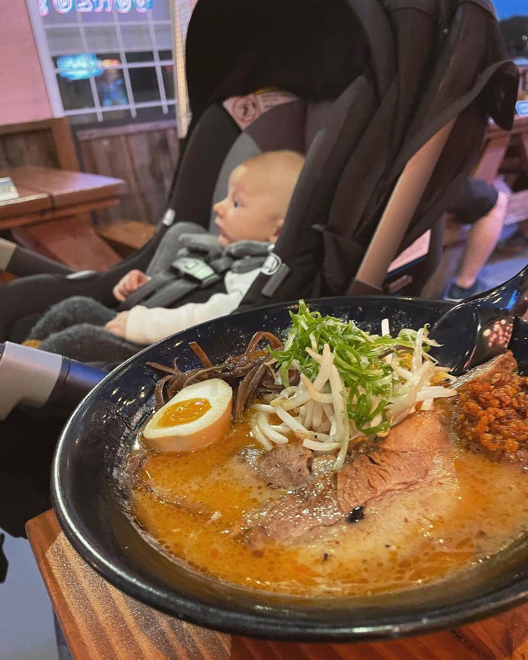 レイア・ゴールドクールのインスタグラム：「Baby’s first ramen. & I think it upset his tummy.」