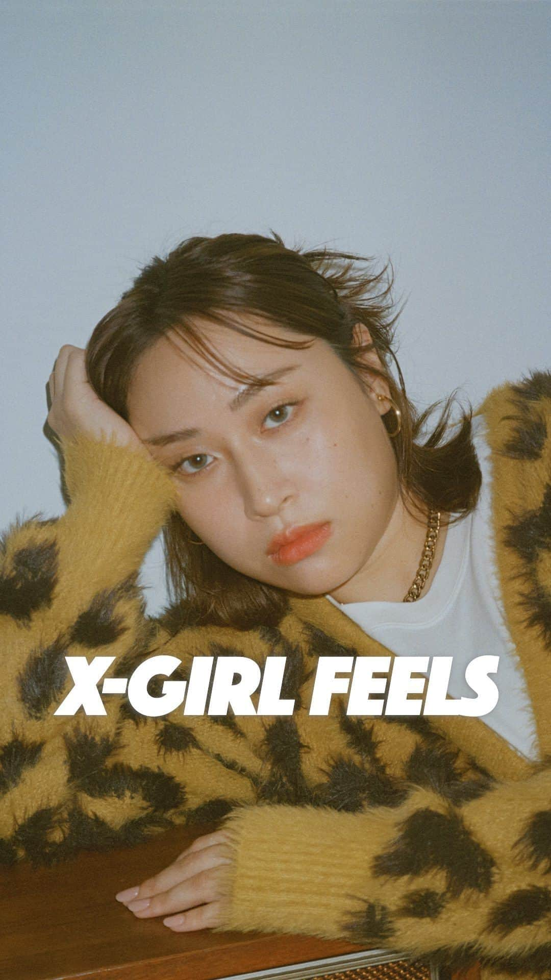 X-girlのインスタグラム：「【 X-girl feels vol.25 】  ストリートカルチャーを中心に、さまざまなジャンルで活躍するX-girlフリークにインタビューする企画「X-girl feels」。ファッションやお仕事、プライベートに関して ”feel” =感じていることを聞いていきます。  第25回目は丸山礼さん。テレビやYouTubeで職業の垣根を越えて活躍する彼女が教えてくれる “枠に囚われずに生きるためのヒント” とは。  ＜丸山礼＞ 1997年4月1日生まれ。YouTube「丸山礼チャンネル」の登録者数は126万人を突破し、SNS総フォロワー数は250万人超え。NHKの夜ドラ「ワタシってサバサバしてるから」では主演を務めた。  #xgirl #xgirljp #xgirlfeels #エックスガール #丸山礼」