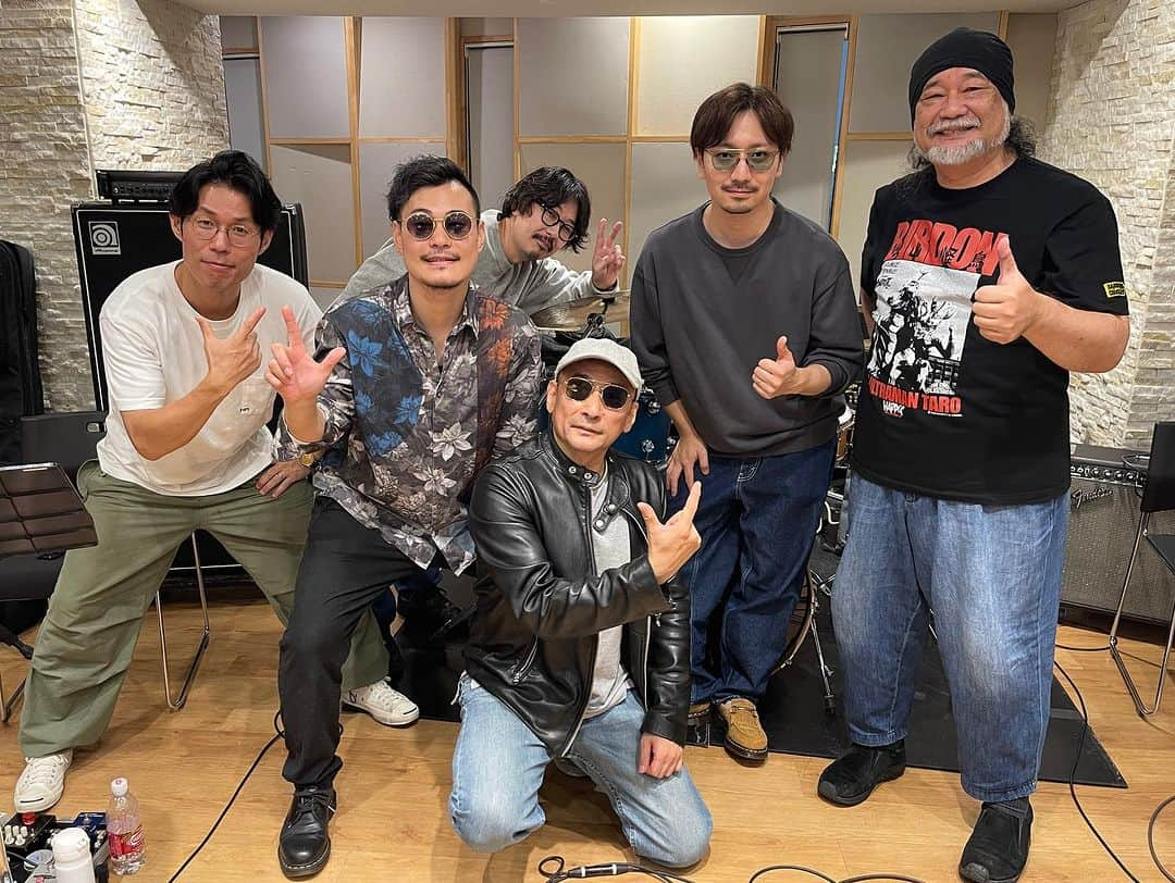 クレイジーケンバンド【公式】のインスタグラム：「昨日はYOKOSUKA ROCK'N ROLL FESTIVAL 2023用のリハでした！  Crazy Ken feat. gurasanpark with Special Guest ⼩野瀬雅⽣で出演します。  詳しくは公式サイトをチェック！  by staff  #クレイジーケンバンド #横山剣 #gurasanpark」