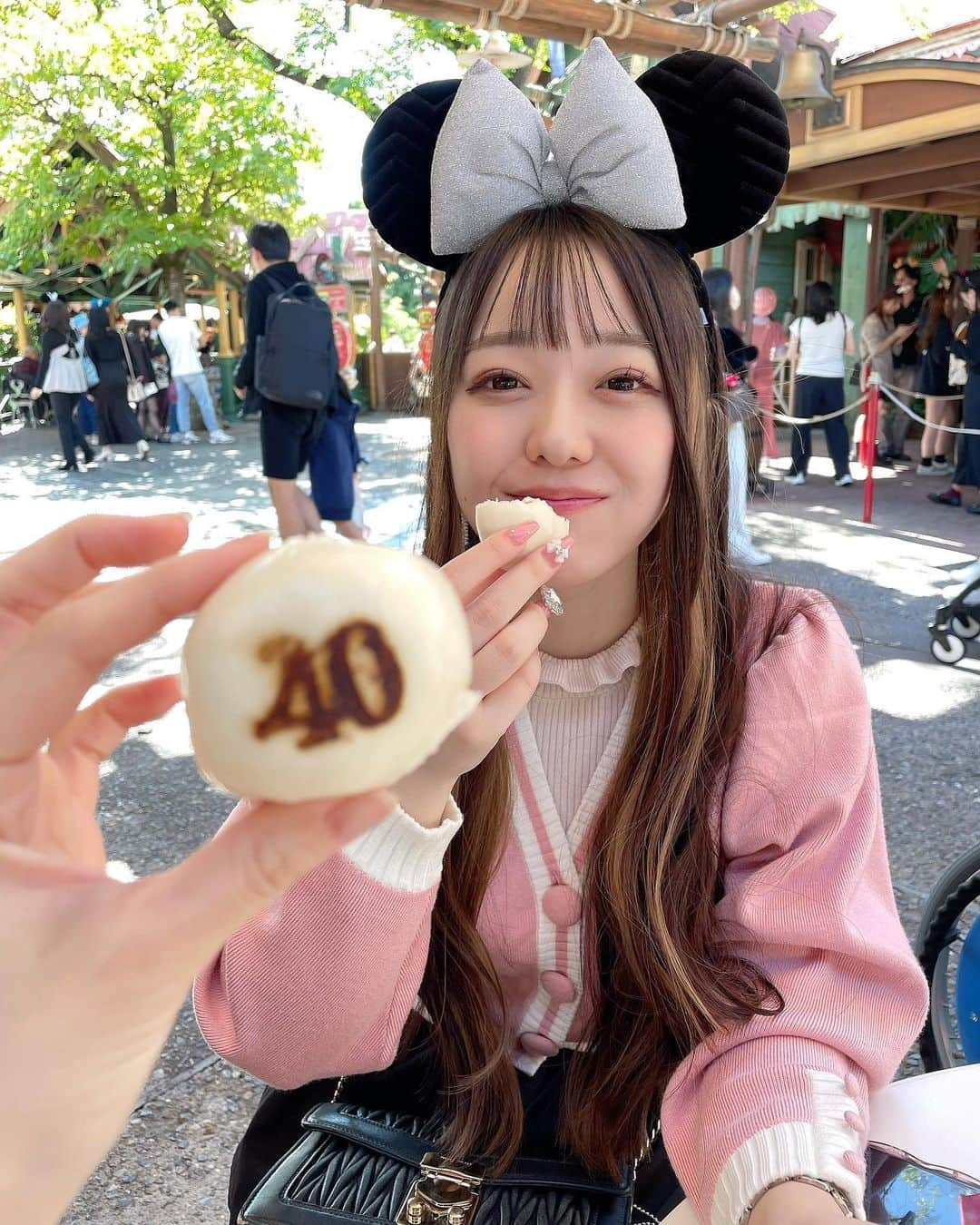 高瀬りなさんのインスタグラム写真 - (高瀬りなInstagram)「みっきーのみみ美味しかった🐭  #act #av女優 #高瀬りな #japanesegirl #followme #야동 #데일리 #데일리록 #팔로우 #인스타그램  #💖」10月20日 12時53分 - rina_takase