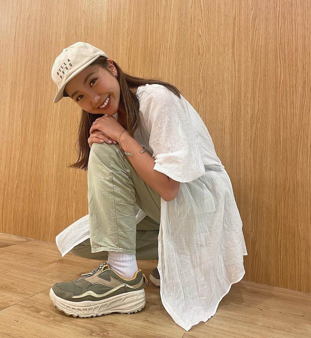 箕迫かなさんのインスタグラム写真 - (箕迫かなInstagram)「🌞💨 . . 毎回京都からの帰りに自然と涙がでる（京都だけじゃなく帰り道もたまにある）  ありがたいことに東京もとってもたのしくて刺激的でだいすきだしおともだちもたくさん増えてうれしいのに❕❕  なんで❔っていつもおもってたけどわかった💡  温かすぎて心がぎゅーってなって自然とぽろ〜や❕なるほど❕  めっちゃ人間やん☺️❕  今まで不思議に感じてたことに気付けてわたしの中ではすっごくうれしかった大発見✍🏾 . .」10月20日 22時28分 - niconico213