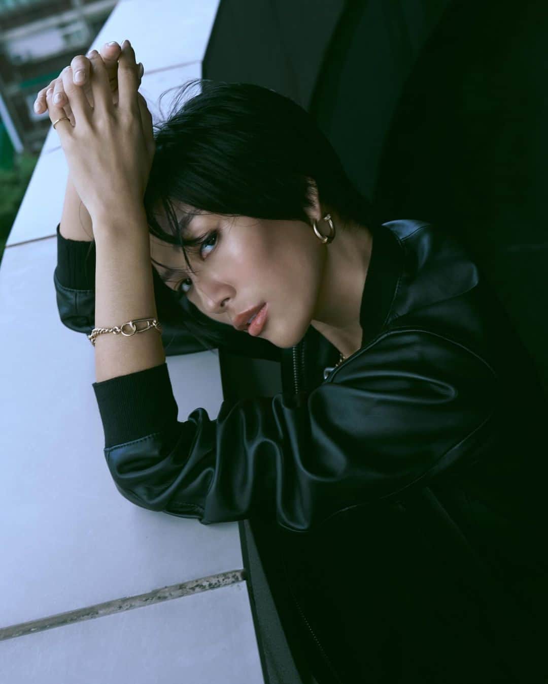 オールセインツさんのインスタグラム写真 - (オールセインツInstagram)「@molly_chiang energy only.  Bryony Ronnie Slip Dress, Hallie Boots, Kadie Carabiner Necklace + Bracelet and Axelle Earrings (you can find a similar jacket style with the Easton Biker).」10月20日 23時00分 - allsaints