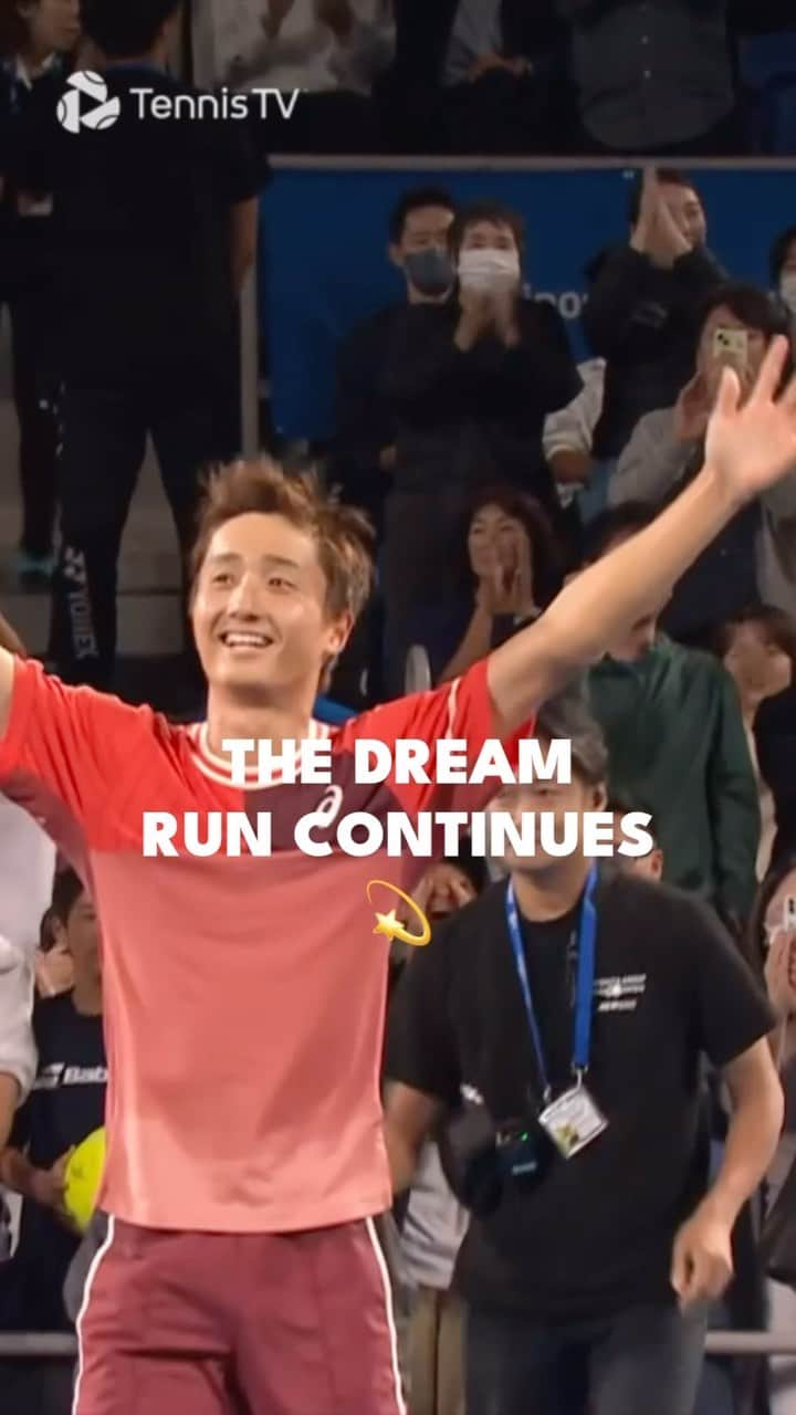望月慎太郎のインスタグラム：「THE DREAM RUN CONTINUES 💫 @shintaromochizukiofficial is in the @kinoshitagroupjapanopen semi-finals!  . #tennis #tennistv #sport #instasport #tennistv」