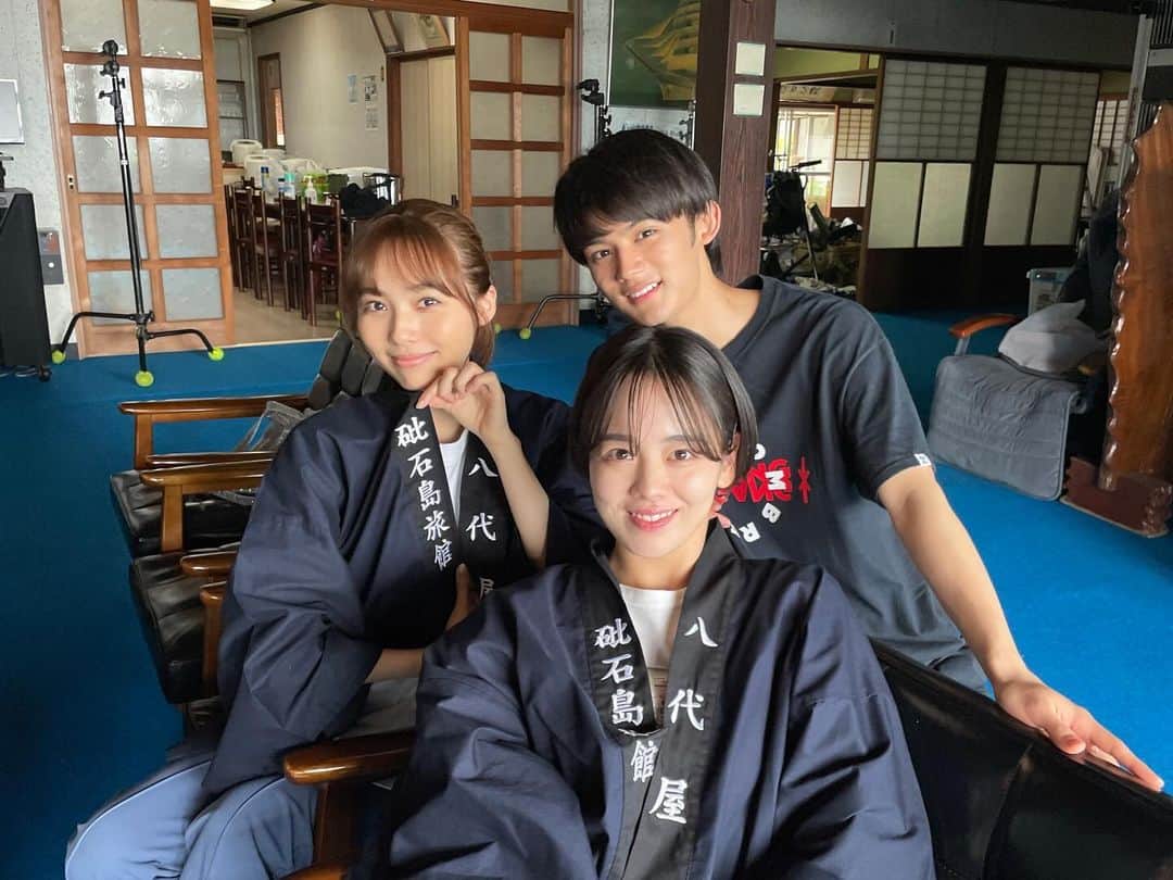 秋田汐梨のインスタグラム：「ㅤ 映画「リゾートバイト」 本日公開されました！！ 新感覚ホラーを是非劇場で体感してください！  白石島でのおもいでをちらっと。」