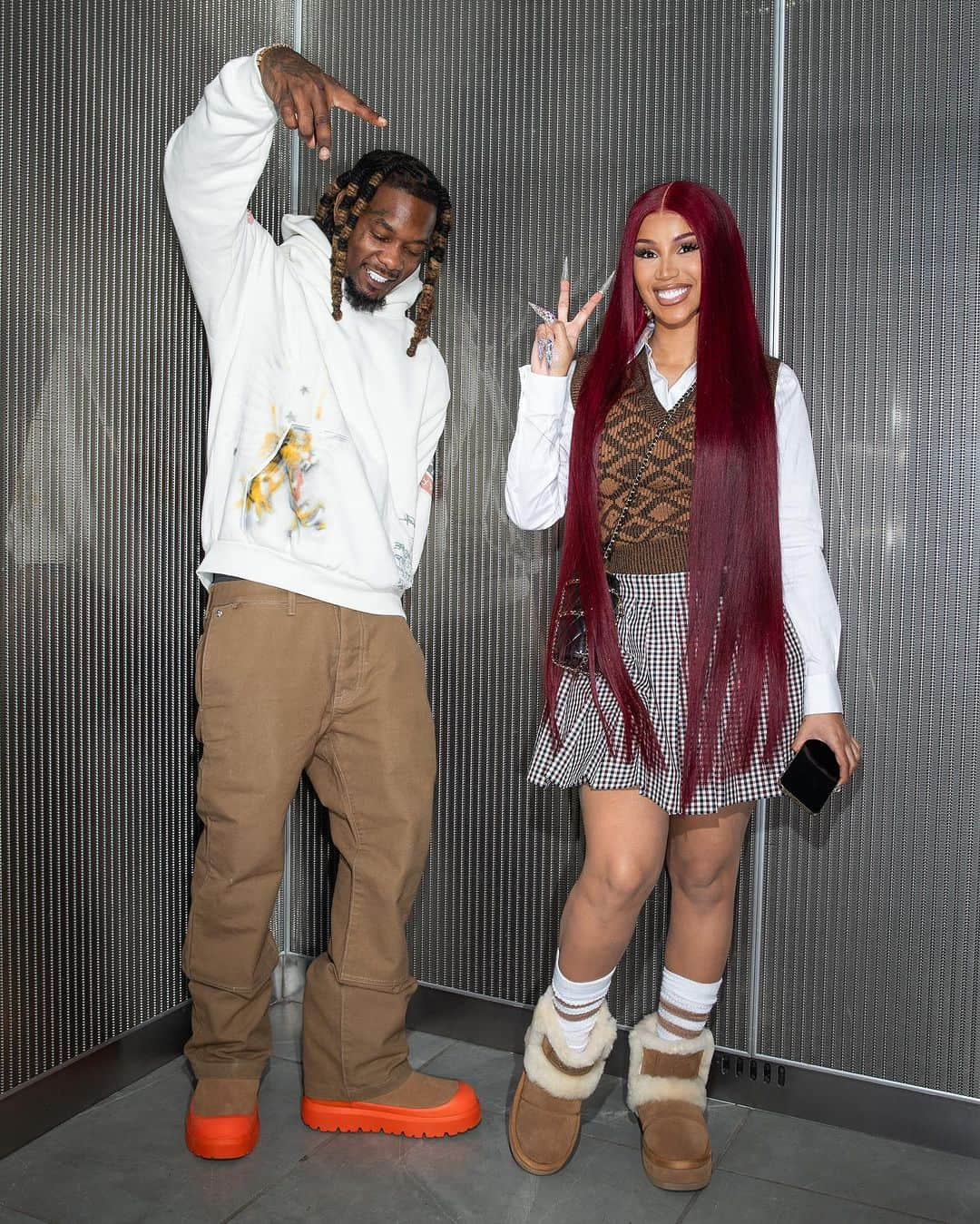 アグさんのインスタグラム写真 - (アグInstagram)「@iamcardib and @offsetyrn Set It Off in UGG. Let's just say Feel House was Bongos.  #UGG #Hypebeast #FeelHouse #CardiB #Offset」10月20日 23時02分 - ugg