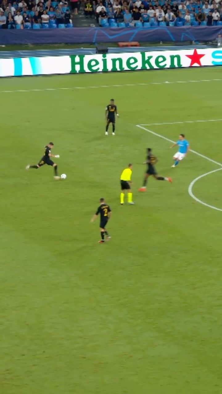 UEFAチャンピオンズリーグのインスタグラム：「😱   #UCL」