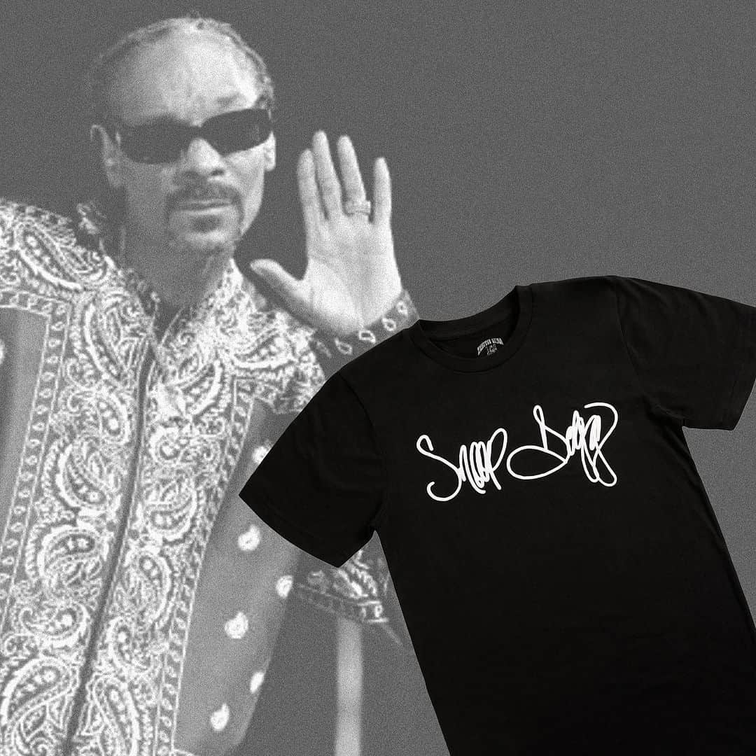 Crooks & Castlesのインスタグラム：「Happy C-Day to the G.O.A.T 👑⁠ ⁠ Today only, we're giving away free Snoop Signature Tees's with death row records orders over $150: ⁠ ⁠ 1. Add $150 of Death Row styles to your cart⁠. 2. Add the Snoop Signature Tee to your cart⁠. 3. Use code HAPPYCDAY at checkout for a free tee.」