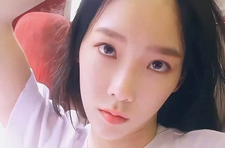 TAEYEONのインスタグラム：「the love of my life ♡  @taeyeon_ss  #태연 #TAEYEON」