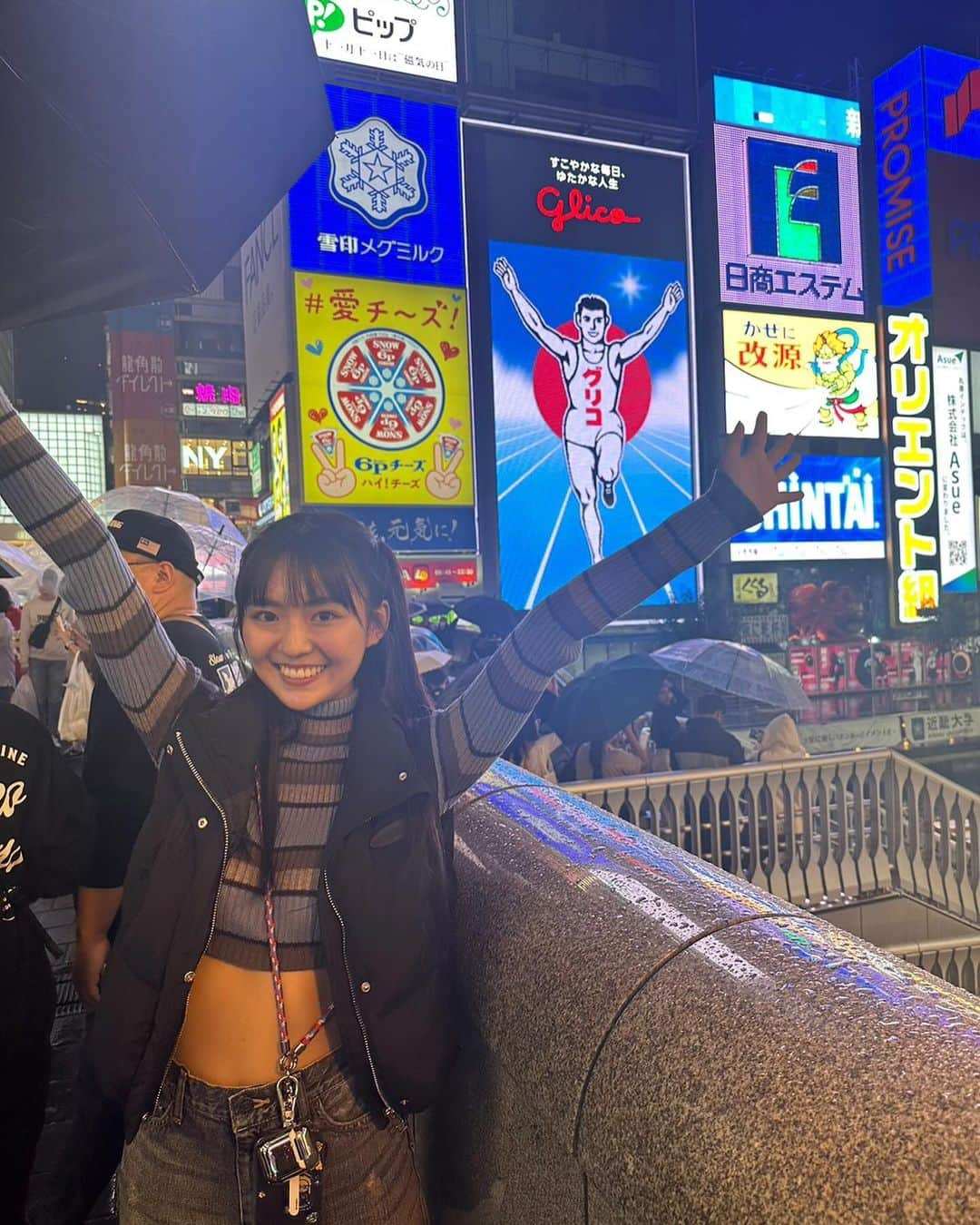 豊田留妃のインスタグラム：「オオサカ！🤘🏽人生初🤘🏽」