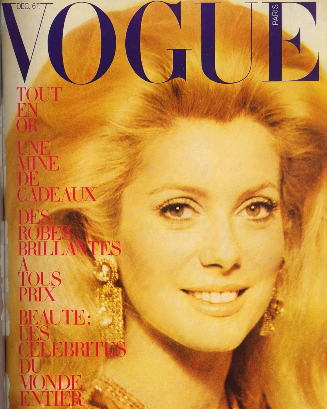 Vogue Parisさんのインスタグラム写真 - (Vogue ParisInstagram)「Happy 80th Birthday #CatherineDeneuve. An absolute icon and a true superstar, the French actress with a capital A continues to captivate us. We take a look back at her Vogue France covers from 1962 to 1991, which helped to shape her legend.  Joyeux anniversaire Catherine Deneuve. Icône absolue, star majuscule, l'actrice française avec un grand A fascine toujours. Retour sur ces couvertures Vogue France, de 1962 à 1991, qui ont forgé le mythe.   1- David Bailey, October 1965  2- Helmut Newton, April 1962  3- Helmut Newton, March 1976  4- Jeanloup Sieff, September 1970 5- Helmut Newton, October 1974  6- Peter Lindbergh, May 1991  7- David Bailey, March 1968  8- Albert Watson, March 1984  9- Henry Clarke, November 1977  10- David Bailey, December 1966  #birthday #voguefrance」10月22日 20時00分 - voguefrance