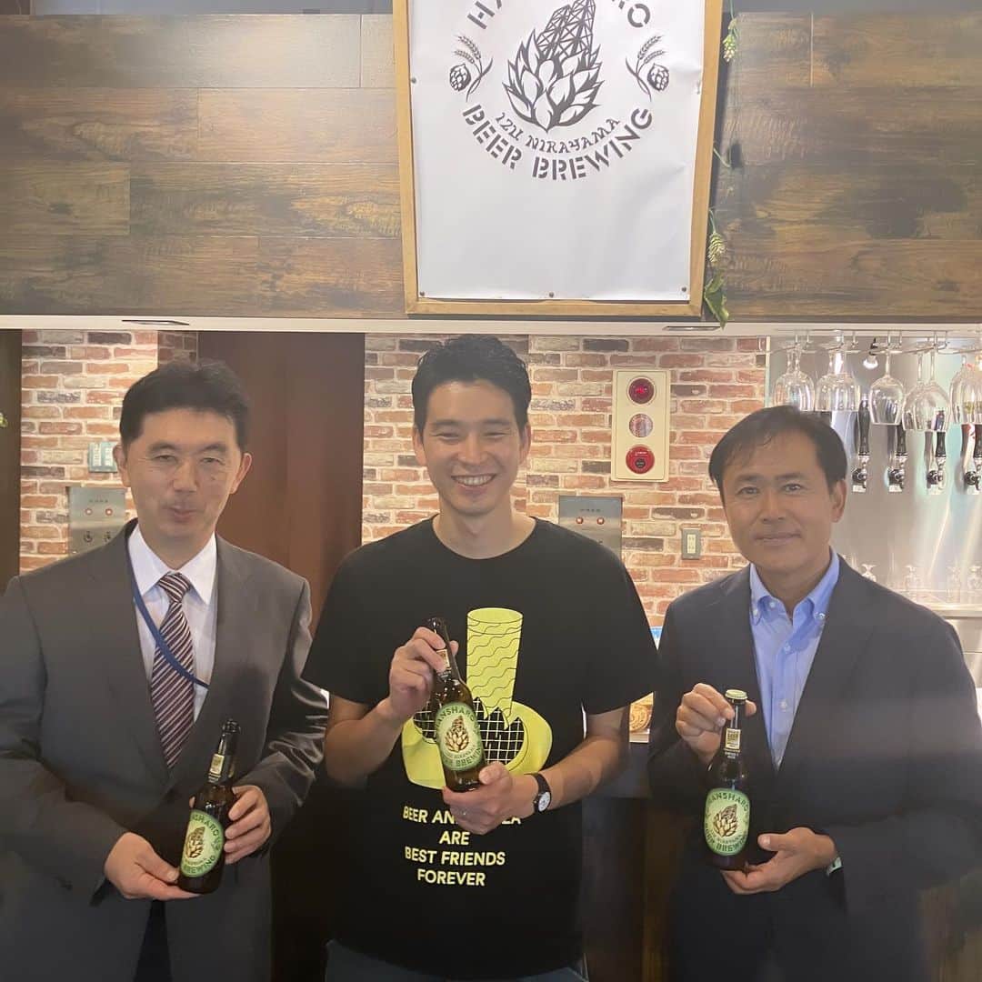 伊地健治のインスタグラム：「静岡県から世界一になったあの飲み物とは⁉️  21日(土)あさ9:30〜放送 「とびっきり！しずおか土曜版」 の中で‼️🔥」