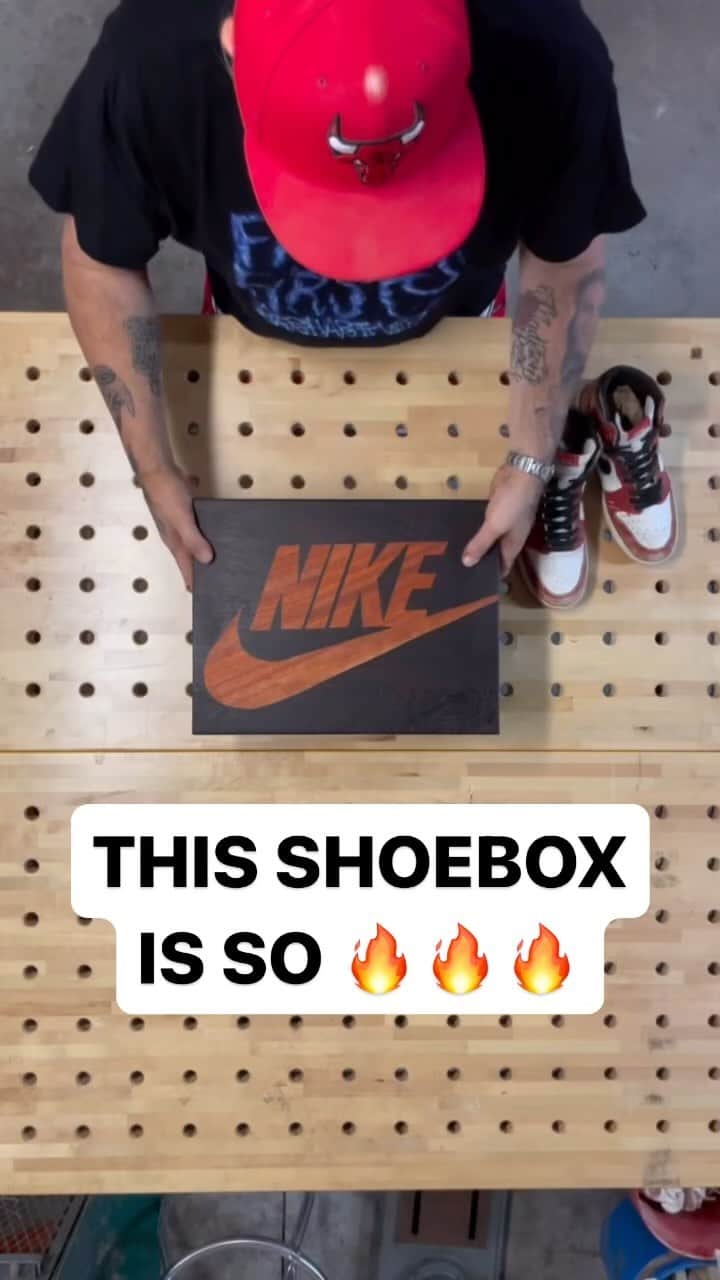 のインスタグラム：「I love sneaker art ❤️🪵👟 🎥: @happylifewood | Follow @nicekicks for more #sneakers content! 🔥👟」