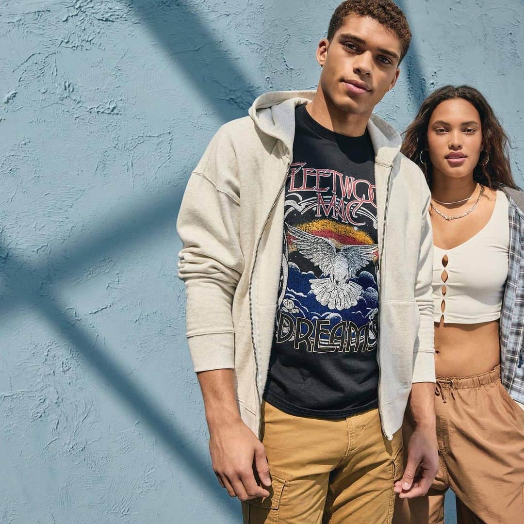 エアロポステールのインスタグラム：「Breathe NEW life into comfort #AeroxCotton #ShopCotton #WearAero @discovercotton」