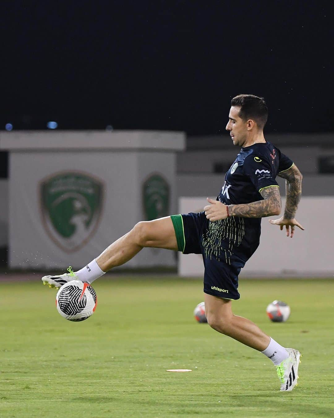 フランシスコ・アルカセルさんのインスタグラム写真 - (フランシスコ・アルカセルInstagram)「keep working 💪🏽⚽️」10月20日 15時12分 - paco93alcacer