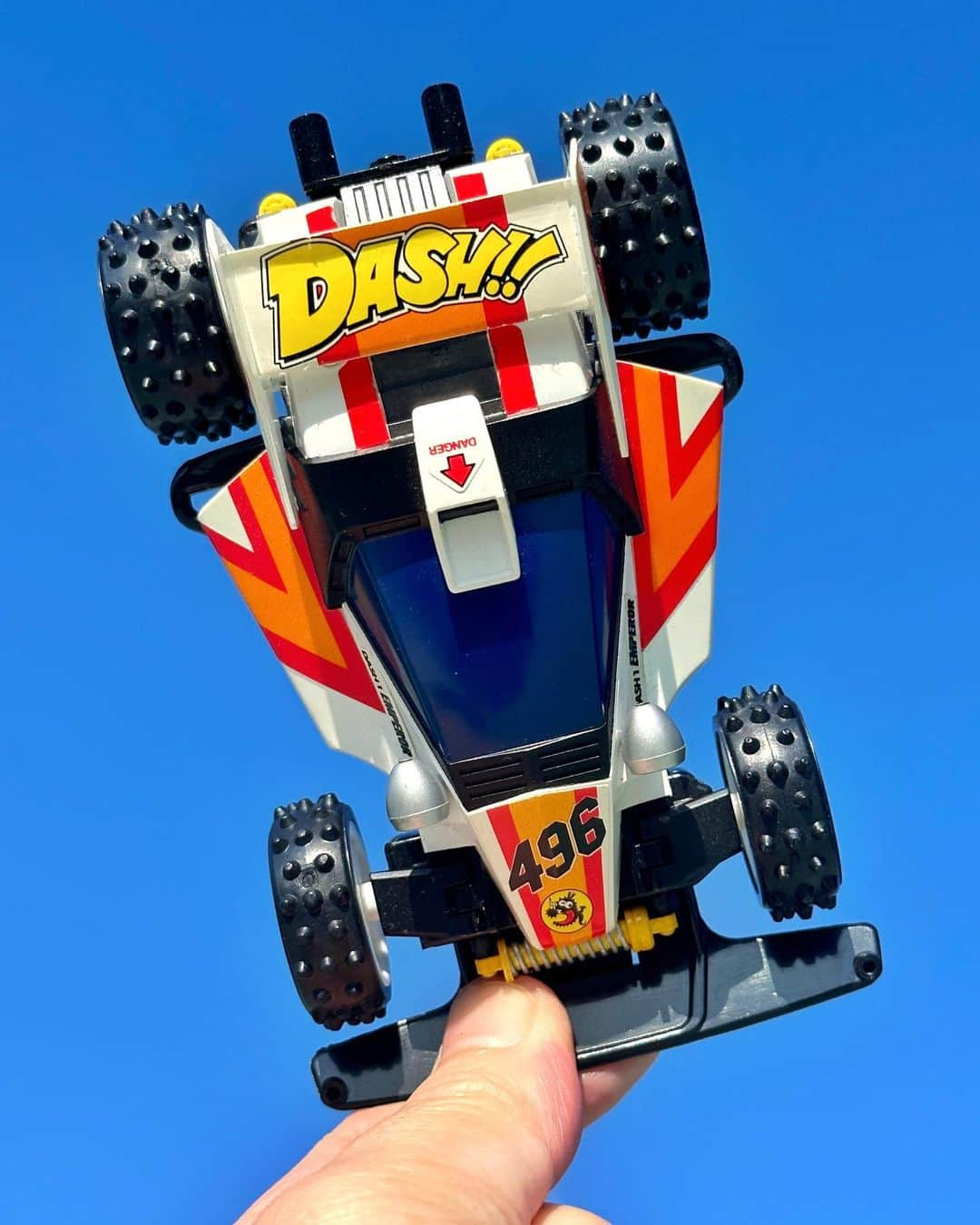 ミニ四駆のインスタグラム：「THE CLASSIC   #mini4wd  #tamiyamini4wd  #ミニ四駆 #ミニ四駆パッケージアートコレクション #ダッシュ四駆郎 #タミヤ」